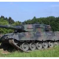 ACADEMY 1/72 GERMAN ARMY LEOPARD 2A4 PLASTIC MODEL KIT 13428