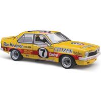 CLASSIC CARLECTABLES 1:18 HOLDEN TORANA BATHURST  2ND PLACE