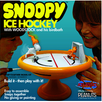 ATLANTIS SNOOPY AND WOODSTOCK ICE HOCKEY GAME BUILD AND PLAY AMCM5696
