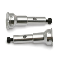 RC8 Front Stub Axle