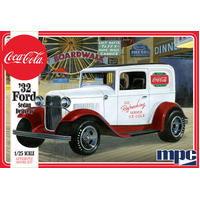 MPC 902 1/25 1932 Ford Sedan Delivery (Coca Cola) Plastic Model Kit MPC