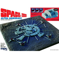 1/3200 Space 1999: Moon Base Alph*