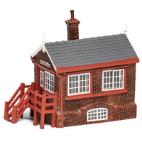 HORNBY HOGSMEADE STATION SIGNAL BOX R7234