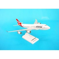 1/250 B747-40 QUANTAS SKR368