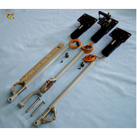 ERetracts -  Tricycle for P-38  with Struts VQ-ARE18S