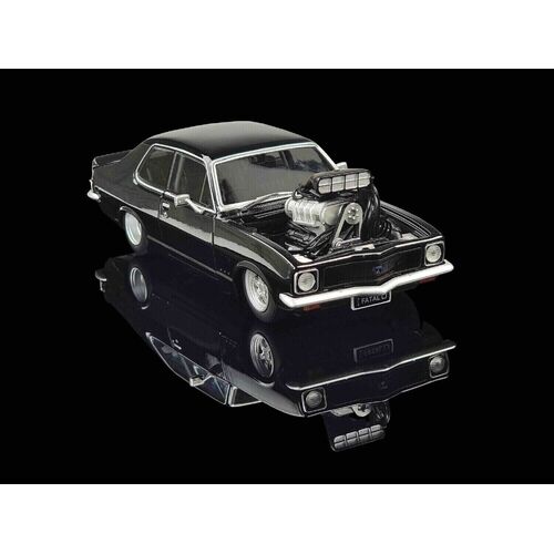 1:24 MIDNIGHT BLUE BLOWN SLAMMED 1972 LJ TORANA FULLY DETAILED DDA601