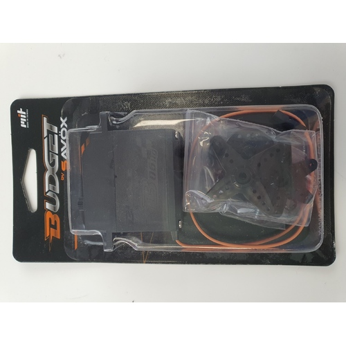 Savox budget 6kg servo .14 speed plastic gear SAV-B-06KG
